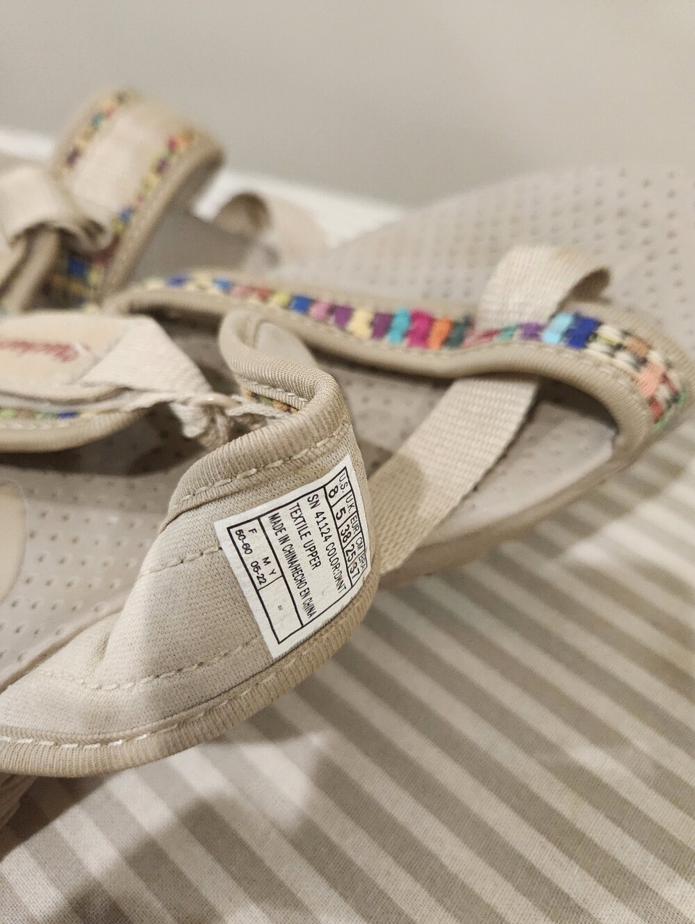 Skechers Women’s Cream Slide Sandals with Multicolor Trim - Picture 2 of 4